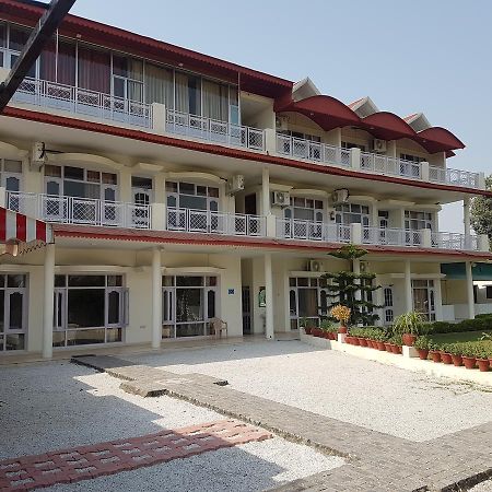 Skyview Holiday Home Pet Friendly Chandīgarh Екстериор снимка